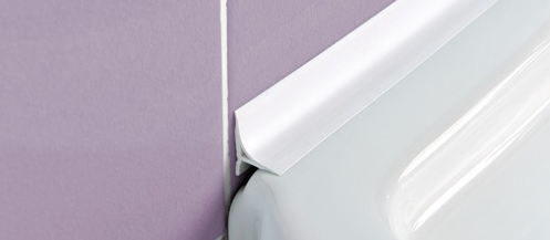 Гибкий белый плинтус-галтель ProBath, 20 мм, пог. м